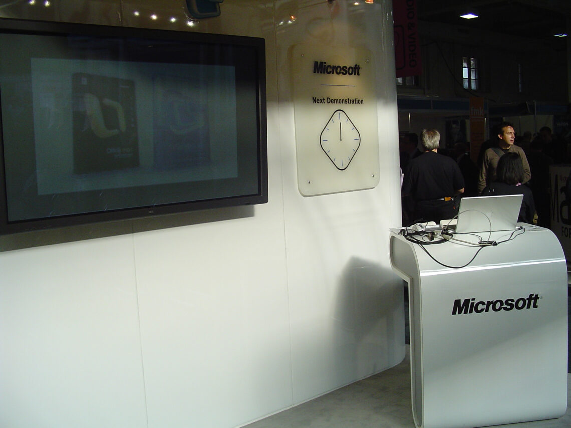 Microsoft stand
